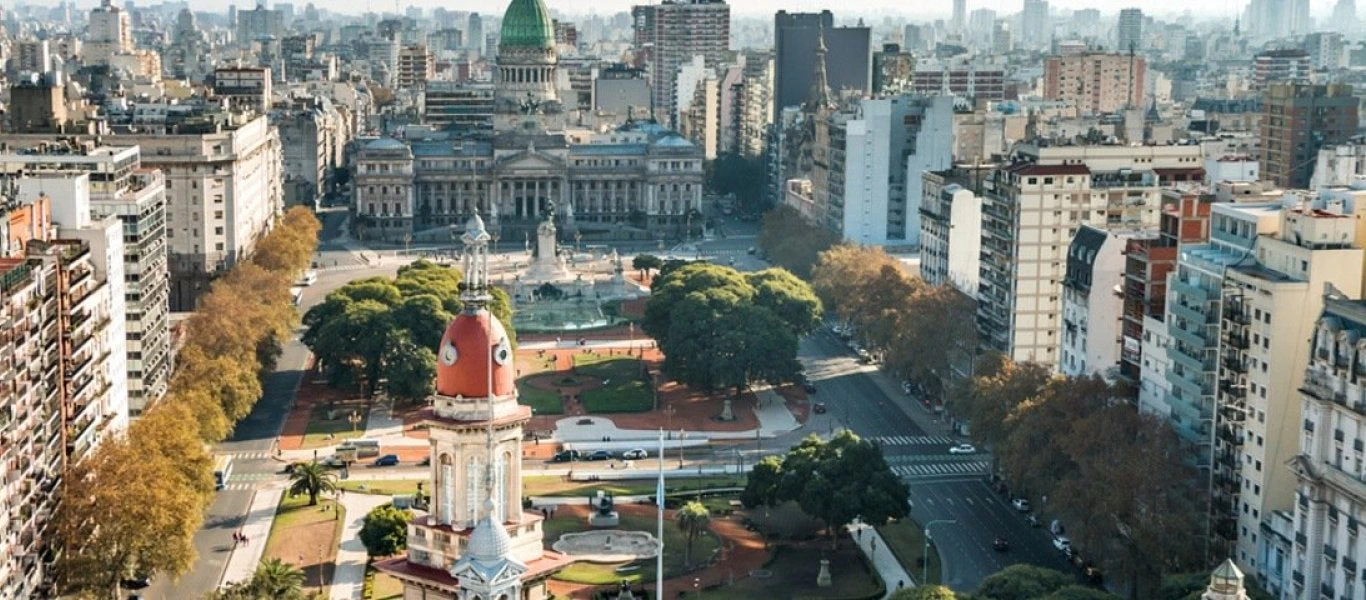 Σύννεφο-«τέρας» 90 χιλιομέτρων στους δρόμους του Μπουένος Άιρες (βίντεο)